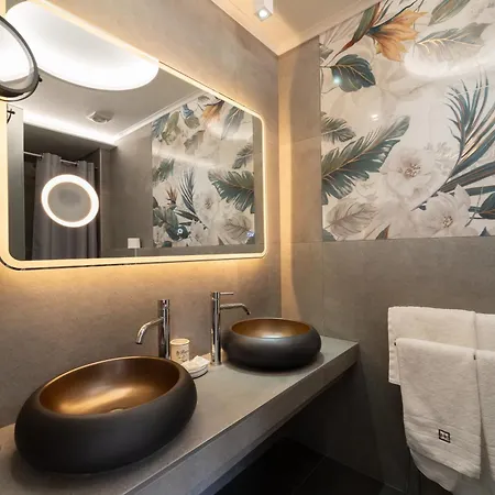 Karalis ピュロス