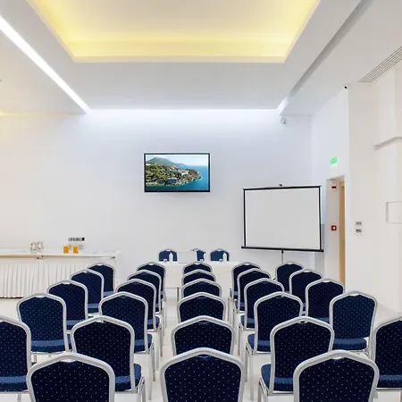 Karalis 3* ピュロス