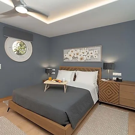 Hotel Karalis 3*