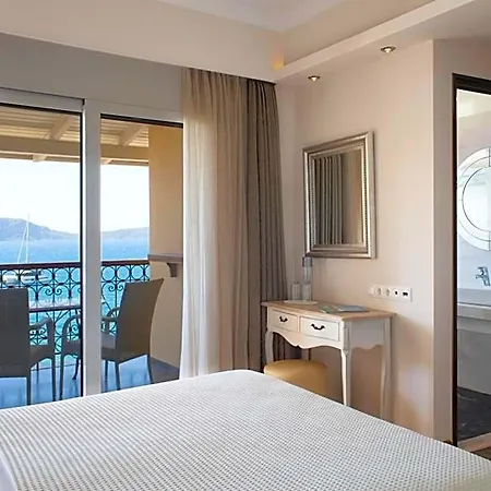 Karalis Hotel 3*