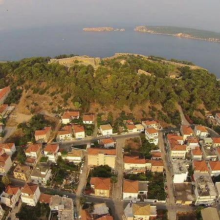 Karalis ホテル 3*