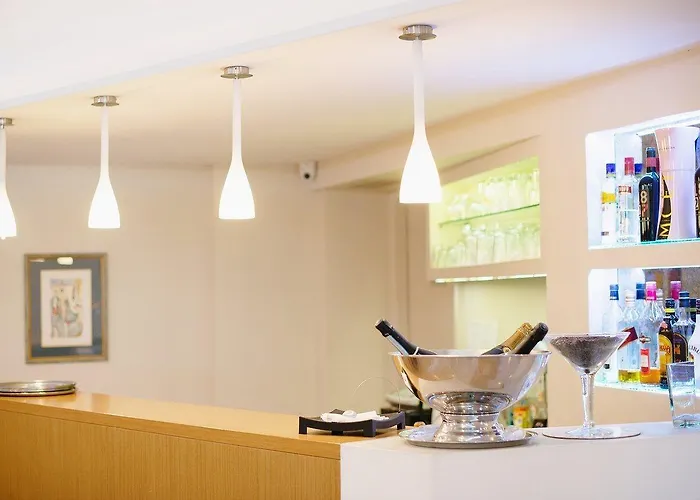 Karalis Отель Пилос