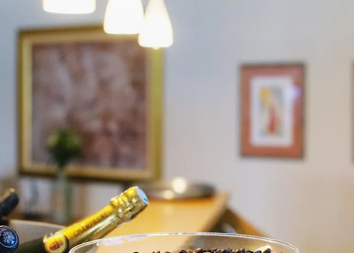 Отель Karalis 3*