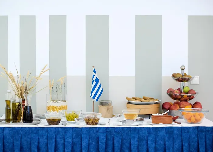 Отель Karalis 3*