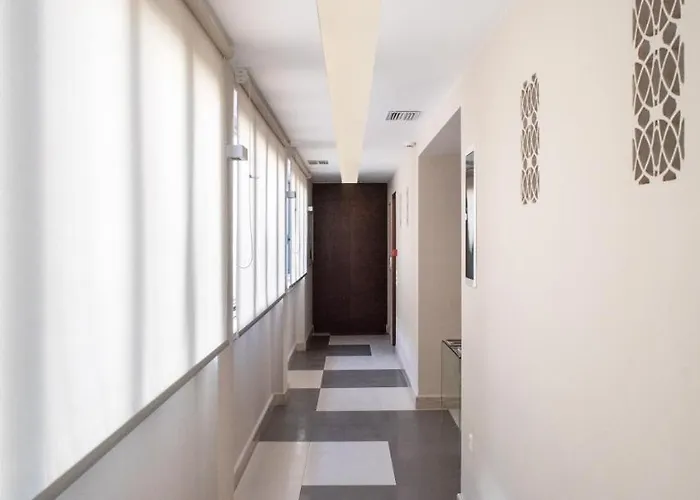 Karalis فندق بيلوس