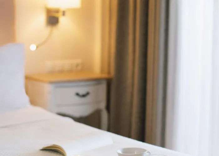 فندق Karalis بيلوس