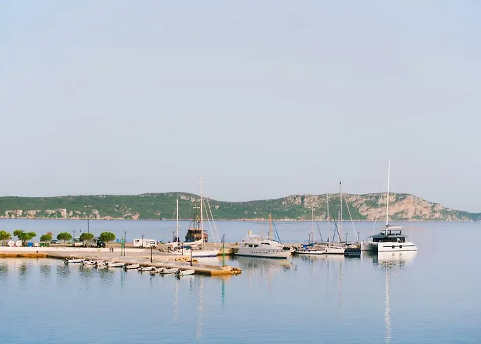 Karalis 3* بيلوس